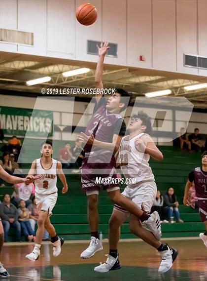 Thumbnail 2 in Dilley vs. Jones (Maverick Classic) photogallery.