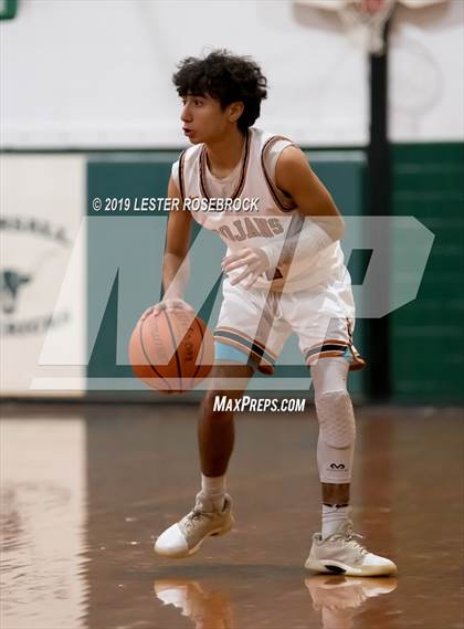 Thumbnail 1 in Dilley vs. Jones (Maverick Classic) photogallery.
