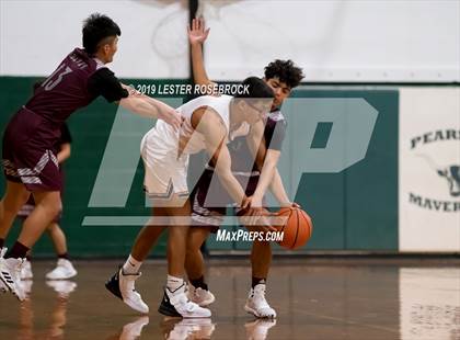Thumbnail 2 in Dilley vs. Jones (Maverick Classic) photogallery.
