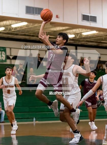 Thumbnail 1 in Dilley vs. Jones (Maverick Classic) photogallery.