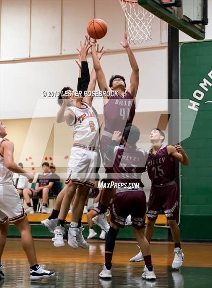 Thumbnail 1 in Dilley vs. Jones (Maverick Classic) photogallery.