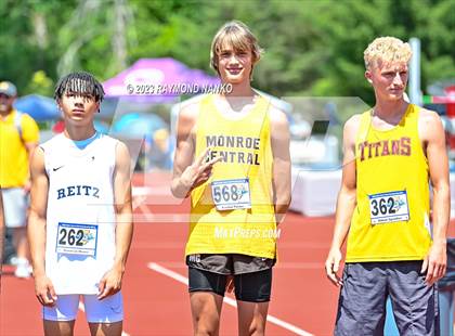 Thumbnail 3 in IHSAA  State Finals  photogallery.