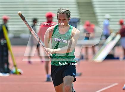 Thumbnail 2 in IHSAA  State Finals  photogallery.