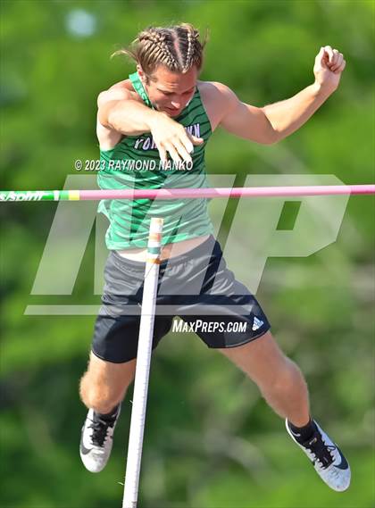 Thumbnail 2 in IHSAA  State Finals  photogallery.