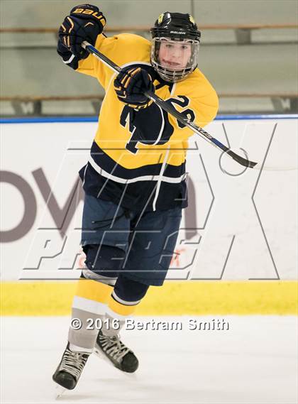 Thumbnail 3 in Orchard Park vs. Niagara Falls photogallery.