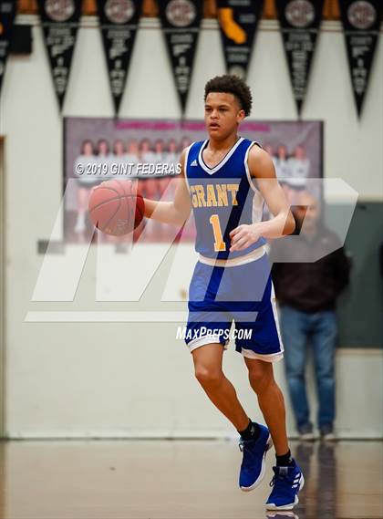 Thumbnail 2 in Grant @ Campolindo (CIF State D2 NorCal Regional Semifinal) photogallery.