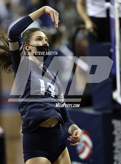 Thumbnail 3 in Vail Christian vs Fowler (CHSAA 2A 1st Round) photogallery.