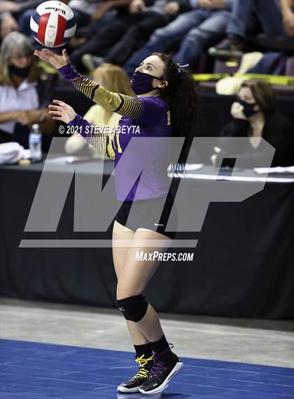 Thumbnail 1 in Vail Christian vs Fowler (CHSAA 2A 1st Round) photogallery.
