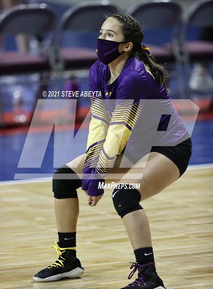 Thumbnail 2 in Vail Christian vs Fowler (CHSAA 2A 1st Round) photogallery.