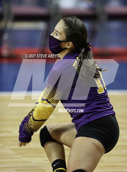Thumbnail 2 in Vail Christian vs Fowler (CHSAA 2A 1st Round) photogallery.