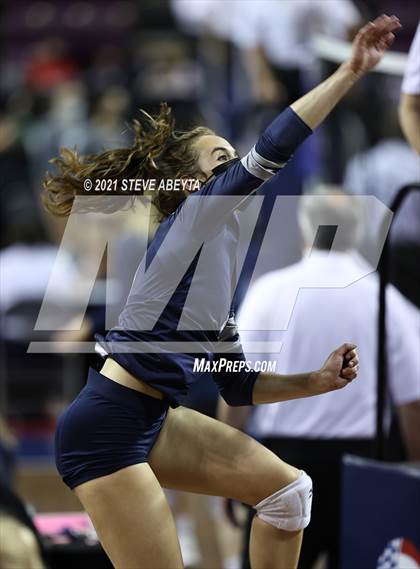 Thumbnail 1 in Vail Christian vs Fowler (CHSAA 2A 1st Round) photogallery.