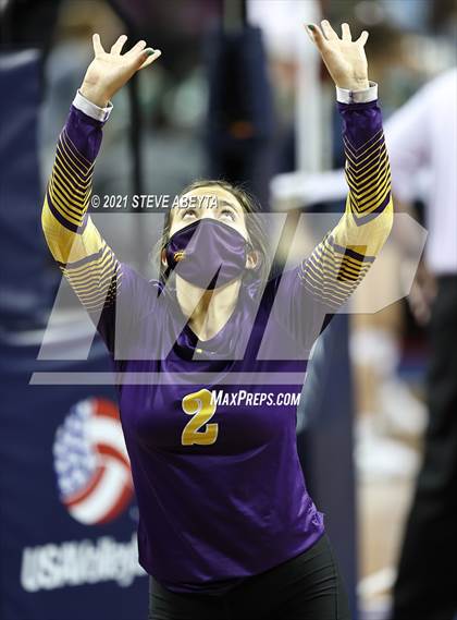 Thumbnail 3 in Vail Christian vs Fowler (CHSAA 2A 1st Round) photogallery.