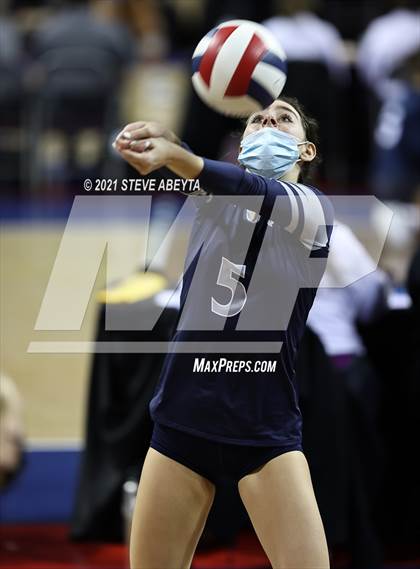 Thumbnail 3 in Vail Christian vs Fowler (CHSAA 2A 1st Round) photogallery.