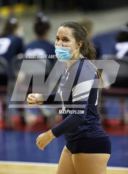 Thumbnail 2 in Vail Christian vs Fowler (CHSAA 2A 1st Round) photogallery.