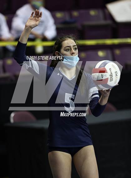 Thumbnail 3 in Vail Christian vs Fowler (CHSAA 2A 1st Round) photogallery.