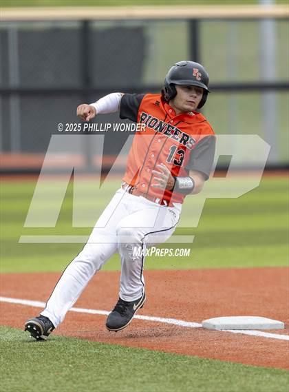 Thumbnail 3 in Fort Calhoun vs Central City/Centura (NSAA Class C Quarterfinal) photogallery.