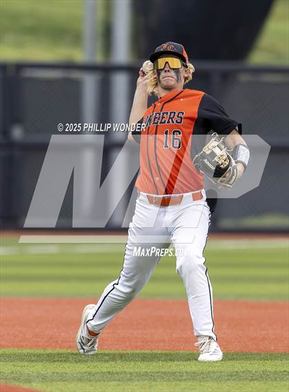 Thumbnail 3 in Fort Calhoun vs Central City/Centura (NSAA Class C Quarterfinal) photogallery.