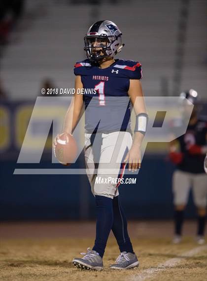 Thumbnail 2 in Liberty vs. Clovis (CIF CS D1 Qtr Final) photogallery.