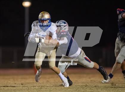 Thumbnail 3 in Liberty vs. Clovis (CIF CS D1 Qtr Final) photogallery.