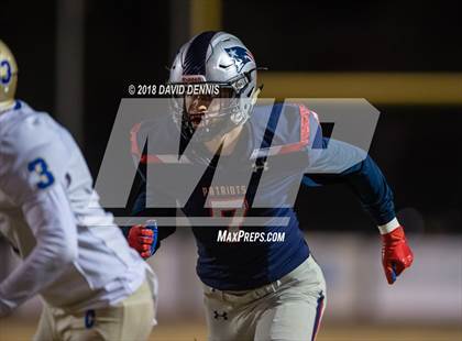 Thumbnail 2 in Liberty vs. Clovis (CIF CS D1 Qtr Final) photogallery.