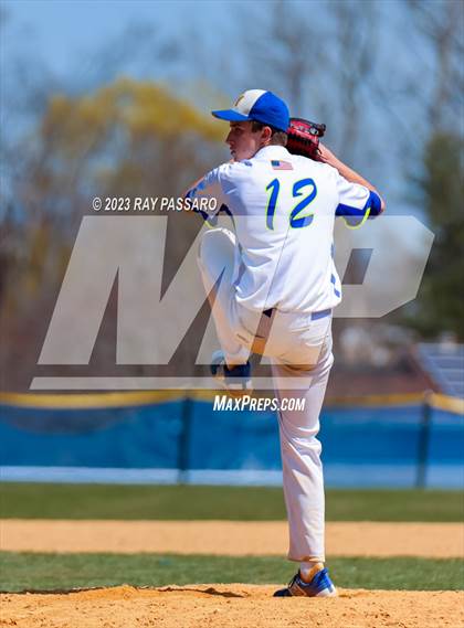 Thumbnail 2 in Center Moriches @ Mattituck photogallery.