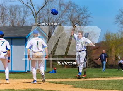 Thumbnail 2 in Center Moriches @ Mattituck photogallery.