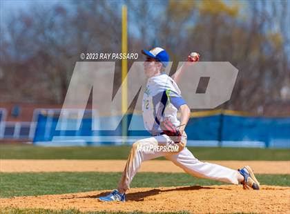 Thumbnail 3 in Center Moriches @ Mattituck photogallery.