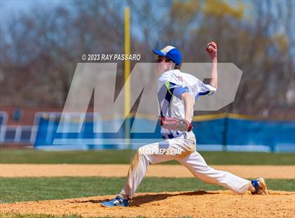 Thumbnail 2 in Center Moriches @ Mattituck photogallery.