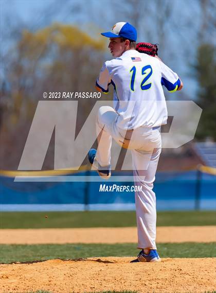 Thumbnail 2 in Center Moriches @ Mattituck photogallery.