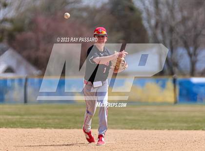 Thumbnail 3 in Center Moriches @ Mattituck photogallery.