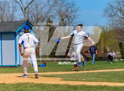 Thumbnail 2 in Center Moriches @ Mattituck photogallery.