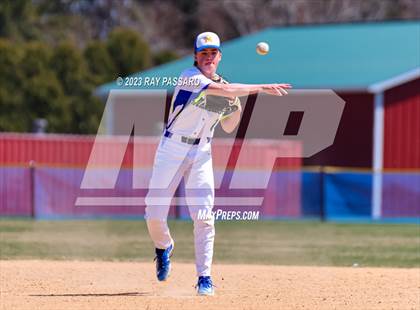 Thumbnail 2 in Center Moriches @ Mattituck photogallery.
