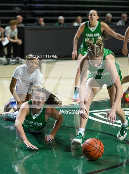Thumbnail 3 in Portsmouth vs. Fairland (OHSAA DIV V State Semifinal) photogallery.