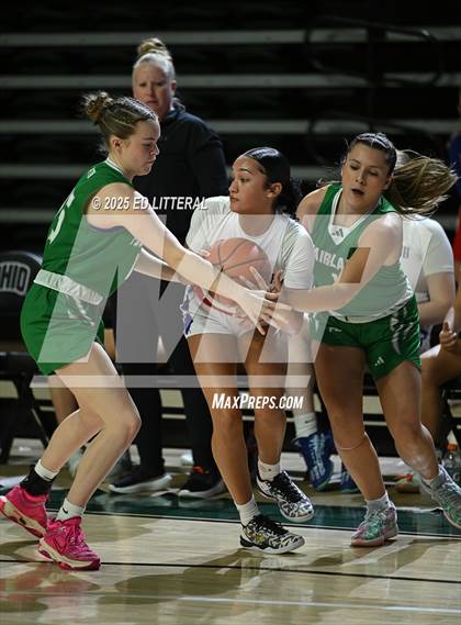 Thumbnail 1 in Portsmouth vs. Fairland (OHSAA DIV V State Semifinal) photogallery.