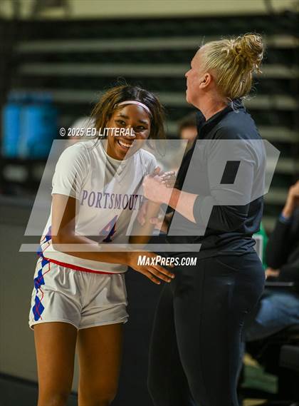 Thumbnail 1 in Portsmouth vs. Fairland (OHSAA DIV V State Semifinal) photogallery.