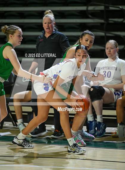 Thumbnail 1 in Portsmouth vs. Fairland (OHSAA DIV V State Semifinal) photogallery.