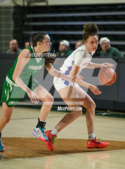 Thumbnail 2 in Portsmouth vs. Fairland (OHSAA DIV V State Semifinal) photogallery.