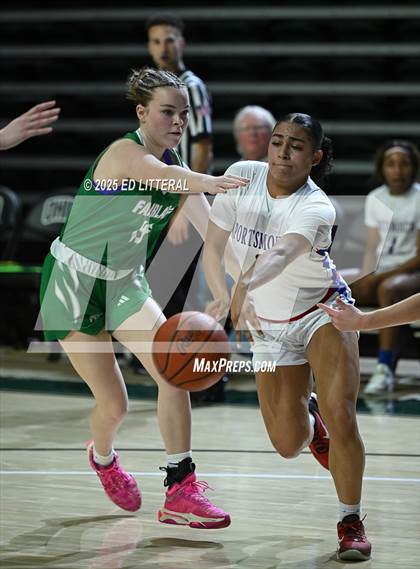 Thumbnail 3 in Portsmouth vs. Fairland (OHSAA DIV V State Semifinal) photogallery.