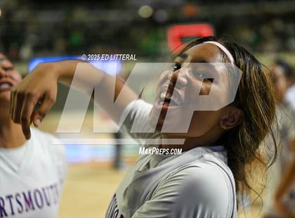 Thumbnail 1 in Portsmouth vs. Fairland (OHSAA DIV V State Semifinal) photogallery.