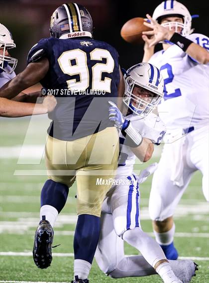 Thumbnail 3 in Holy Cross vs Jesuit photogallery.