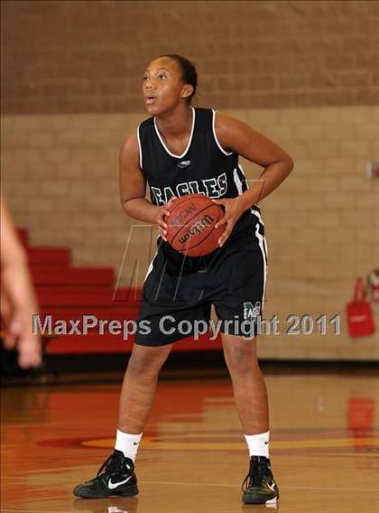 Thumbnail 3 in McNair @ St. Francis (CIF SJS D1 Playoffs) photogallery.
