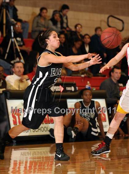Thumbnail 1 in McNair @ St. Francis (CIF SJS D1 Playoffs) photogallery.
