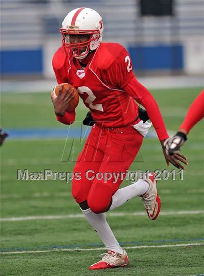 Thumbnail 2 in Freeport vs. William Floyd (Long Island Class I Final) photogallery.