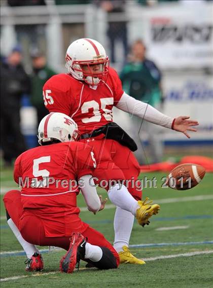 Thumbnail 2 in Freeport vs. William Floyd (Long Island Class I Final) photogallery.