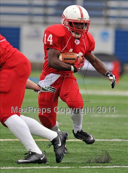 Thumbnail 3 in Freeport vs. William Floyd (Long Island Class I Final) photogallery.