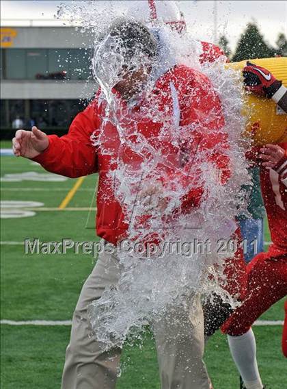 Thumbnail 3 in Freeport vs. William Floyd (Long Island Class I Final) photogallery.