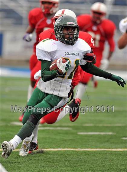 Thumbnail 2 in Freeport vs. William Floyd (Long Island Class I Final) photogallery.