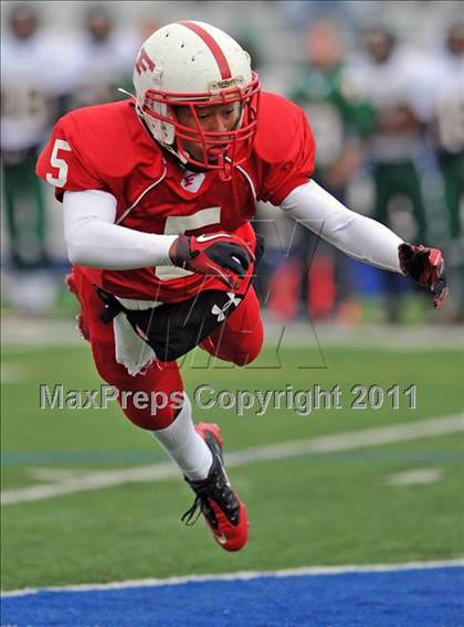 Thumbnail 3 in Freeport vs. William Floyd (Long Island Class I Final) photogallery.