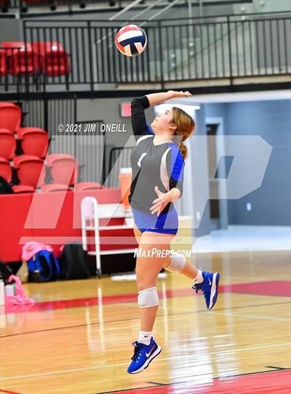 Thumbnail 3 in Plano West @ Coppell photogallery.