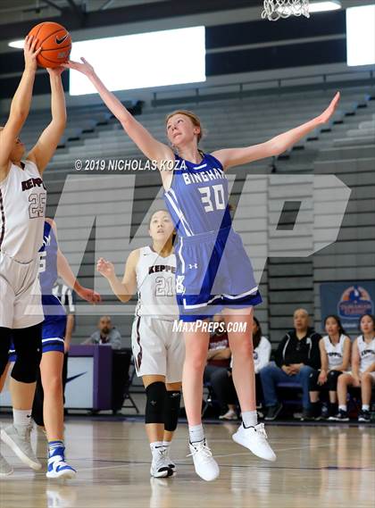 Thumbnail 2 in Mark Keppel vs. Bingham (Tarkanian Classic) photogallery.